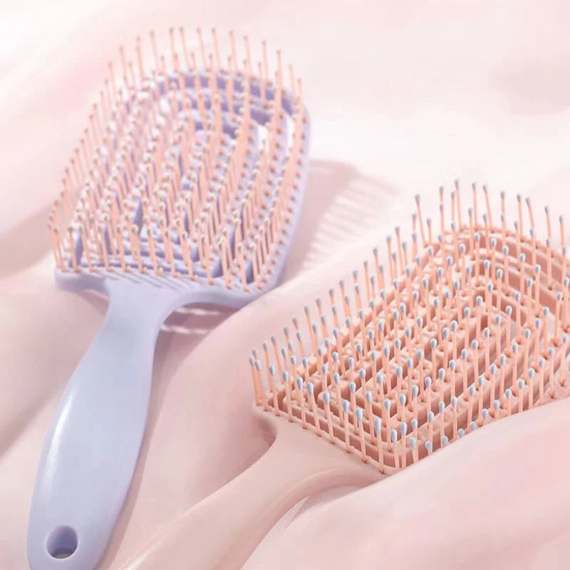 Detangling Scalp Massage Brush – Fast-Dry Styling Tool